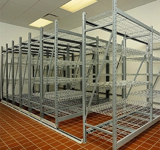 Shelving unit